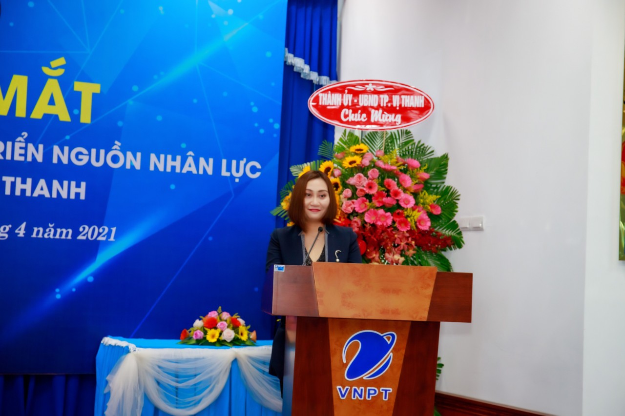 Tiến sĩ Lê Thuỳ Trang, CEO Trung tâm chăm sóc sắc đẹp Hera được bầu giữ chức vụ Hiệp hội Đào tạo và phát triển nguồn nhân lực thành phố Vị Thanh